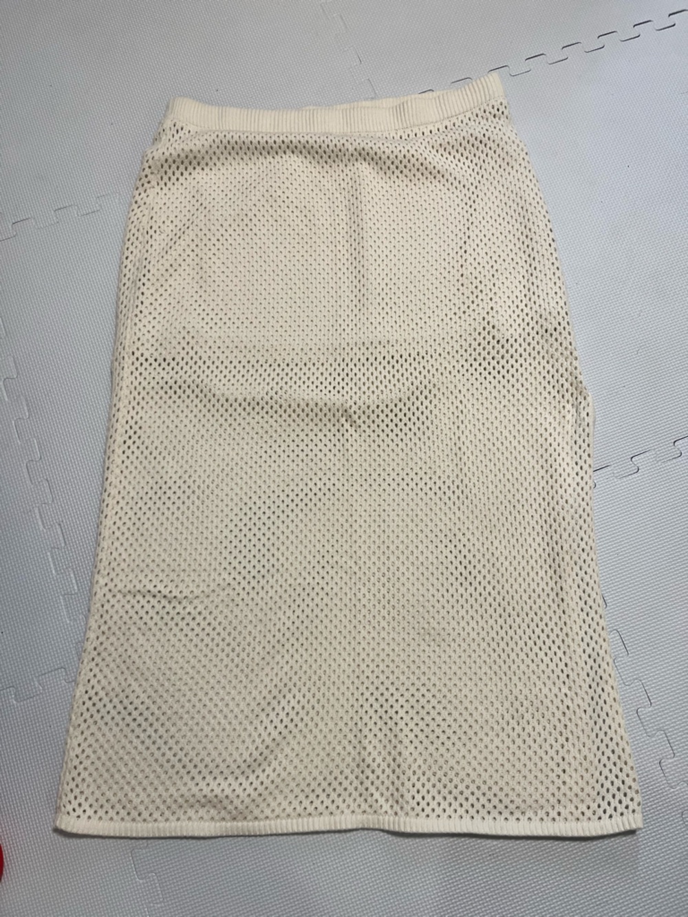 Universal Thread Cream Open Knit skirt